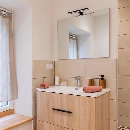 La Vezere - Exclusif & Au Coeur Des Eyzies Apartment
